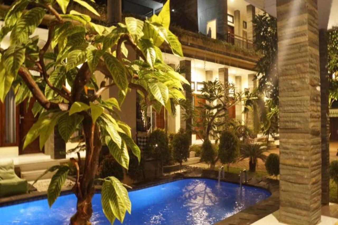 Oyo Flagship 91237 Ratu Guest House Kedunganan Экстерьер фото