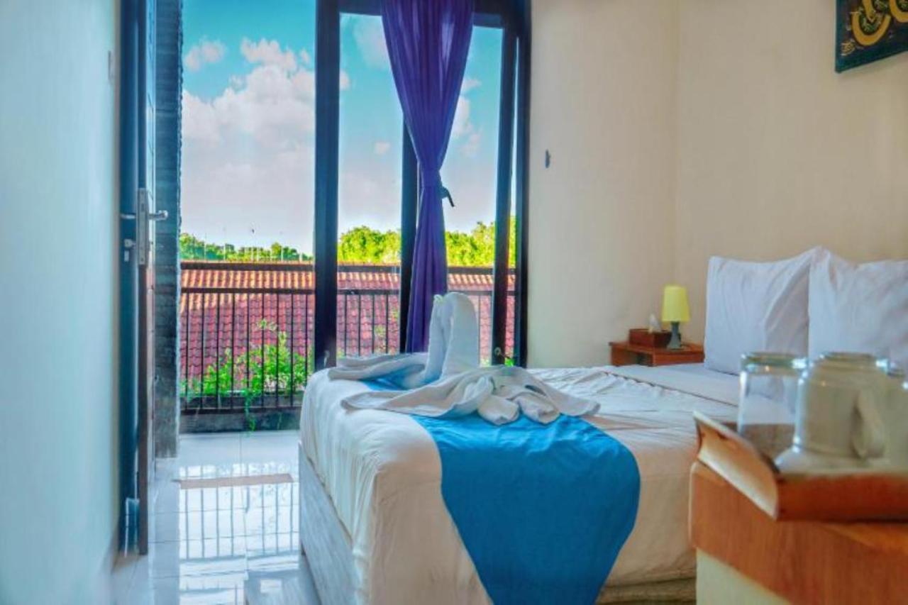 Oyo Flagship 91237 Ratu Guest House Kedunganan Экстерьер фото